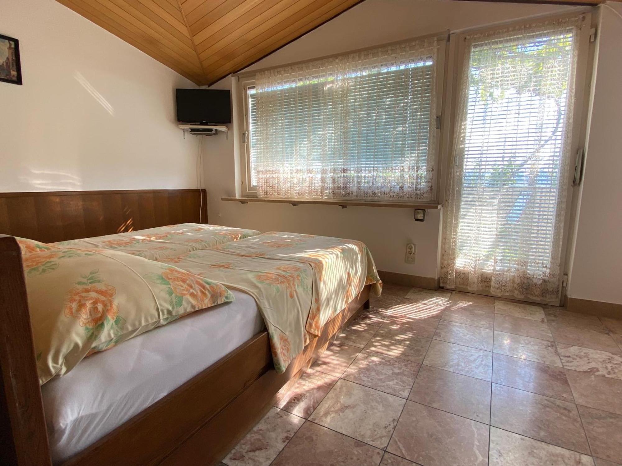 Bed&Breakfast RiB Brela Exterior foto