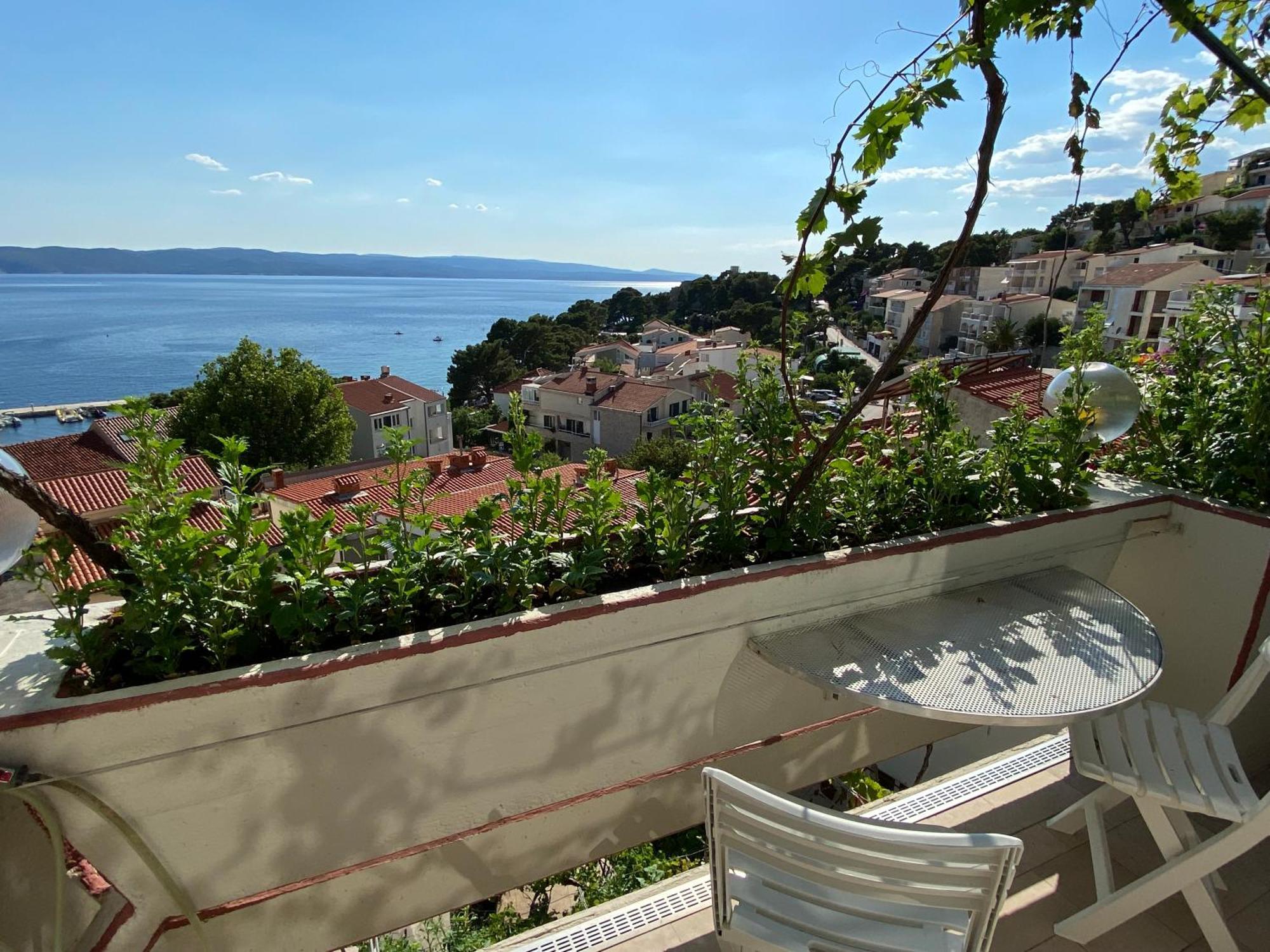 Bed&Breakfast RiB Brela Exterior foto